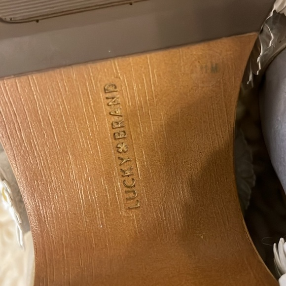 LUCKY BRAND Womens Beige Daisy Juleii Slip On Leather Slingback Sandal 11 M - Picture 5 of 11